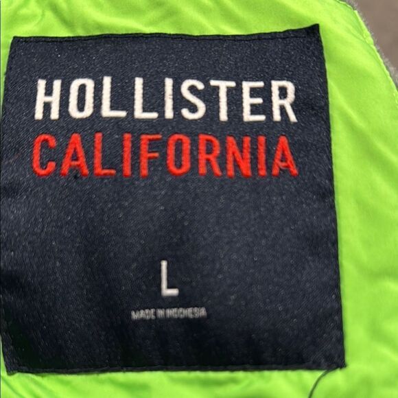 Hollister Gray and Green Fleece Jacket - Picture 3 of 3